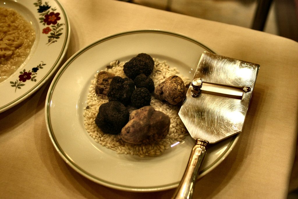 vin et truffe